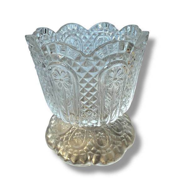 Avon Fostoria Glass Candle Holder - Picture 1 of 3
